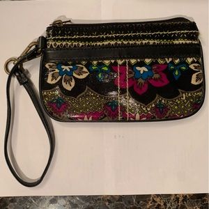 Mudd wristlet coin purse mini clutch with key fob